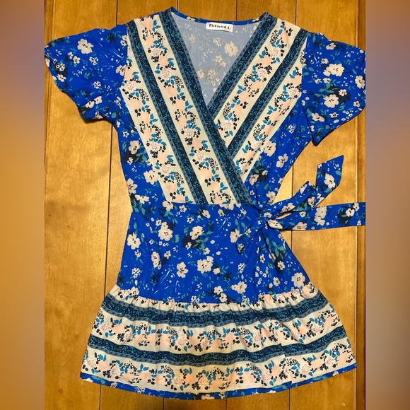 NWOT Girls Size L Pinkiwine Wraparound Flower Dress - Picture 9 of 16